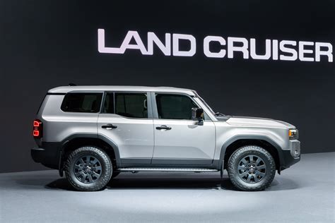 2024 land cruiser prado price.